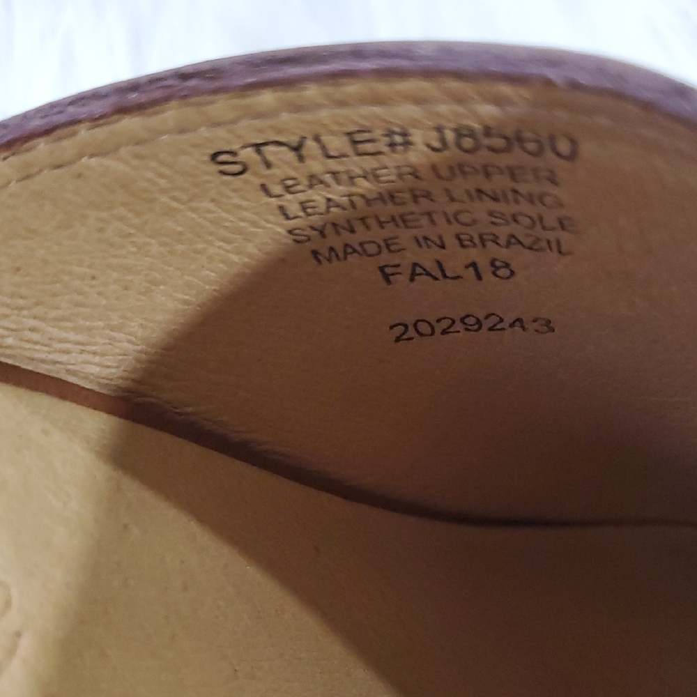 Madewell Classic Brown Leather  Slip-On Loafers - Picture 9 of 13
